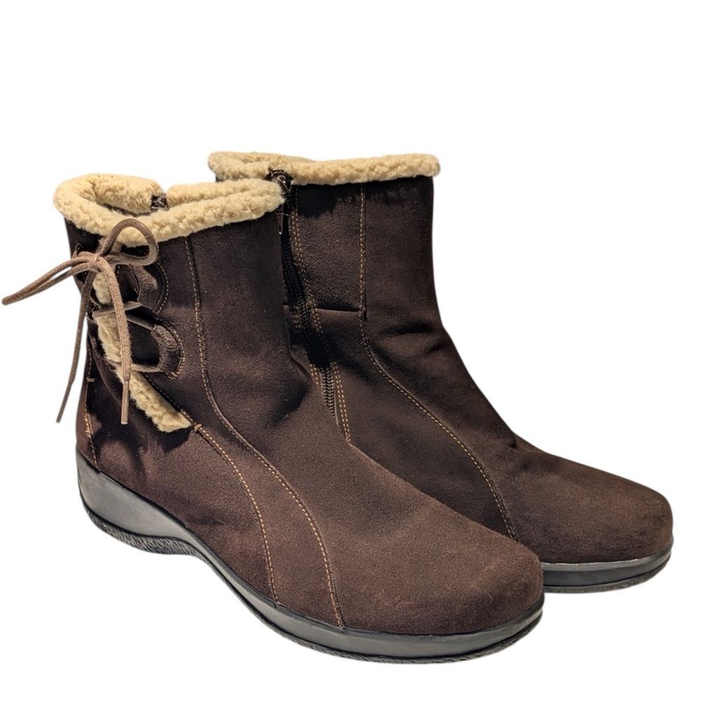 Clarks Angie Madi Brown Suede‎ Ankle Boots - Size 9